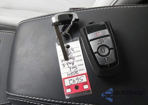 2024 Ford Mustang Mach-E Premium из США, поврежденный, VIN 3FMTK3SU4RMA25739